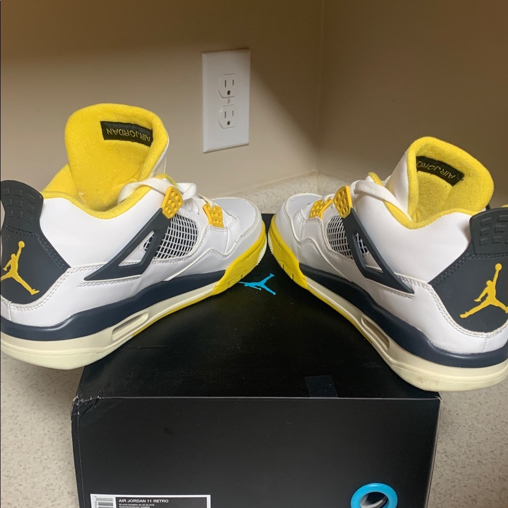 Jordan White and Yellow Sneakers - Picture 5 of 6